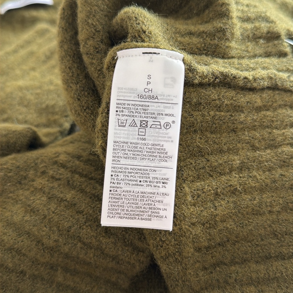 Old Navy Green Cardigan - Picture 4 of 4